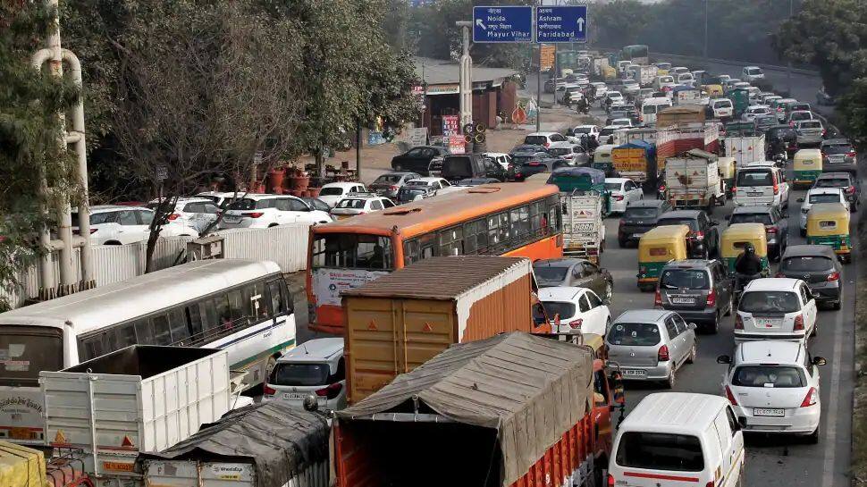 Delhi&#039;s Ashram Flyover Closed: Traffic Police issues NEW advisory, Take THESE routes to avoid jam