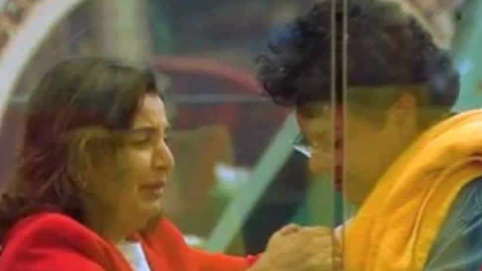 Farah Khan BREAKS DOWN as she meets brother Sajid Khan inside Bigg Boss house, says, ‘Mummy is so proud of you’ 