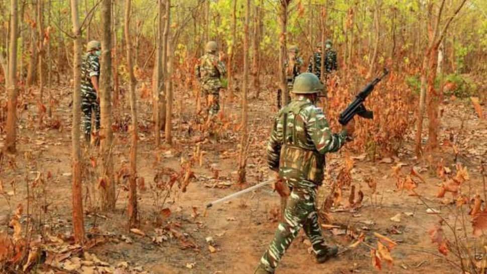Jharkhand: Six jawans of CRPF&#039;s elite COBRA battalion injured in IED blast during encounter with Naxals