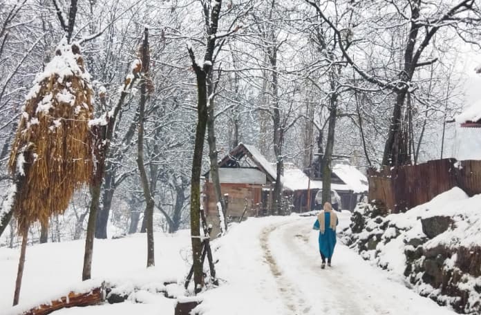 Srinagar witnesses min temperature of -0.2 degree Celsius