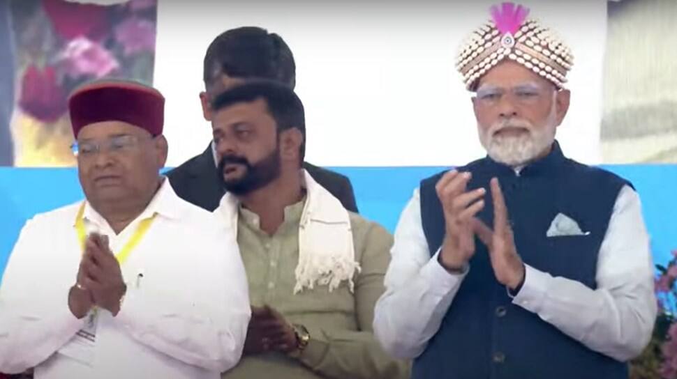 PM Narendra Modi inaugurates National Youth Festival in Karnataka&#039;s Hubballi