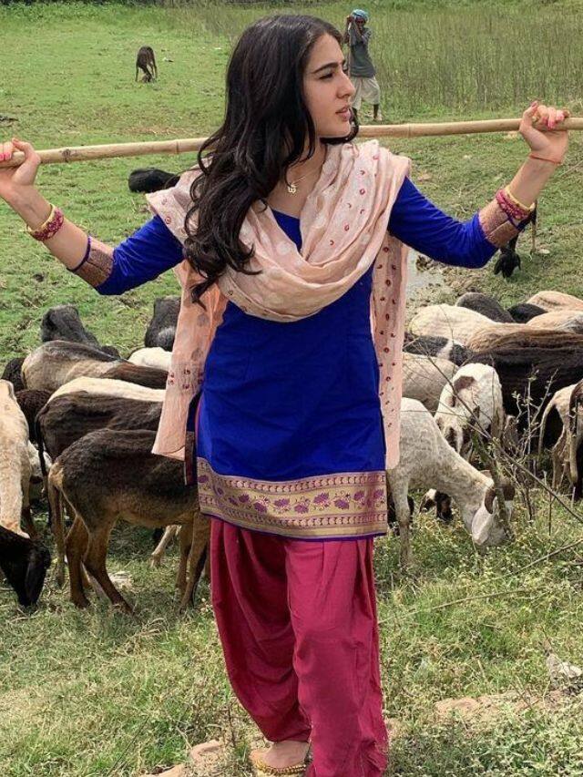 Lohri 2023 outfits: Take inspiration from Sara Ali Khan's desi attire - check pics Lohri 2023 outfits: Take inspiration from Sara Ali Khan's desi attire - check pics