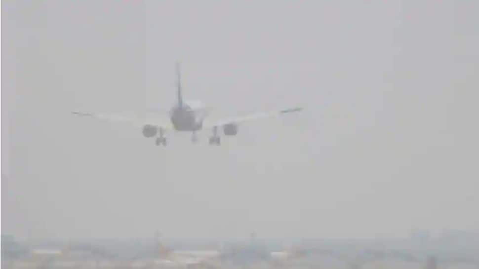 Delhi covered in dense fog amid cold wave, multiple flights delayed