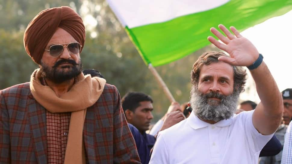 Sidhu Moosewala&#039;s father joins Rahul Gandhi in Bharat Jodo Yatra