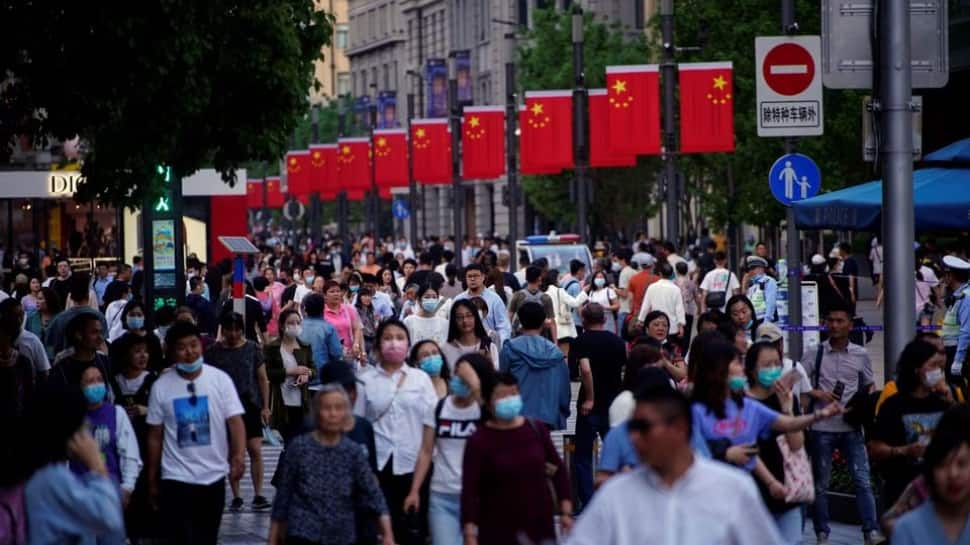 China records population decline for the first time since 1950s