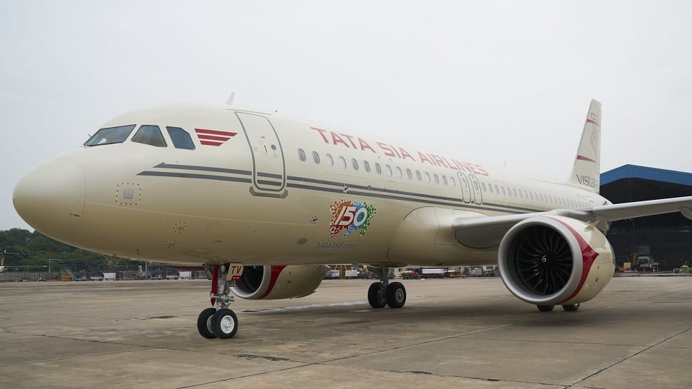 Mumbai-bound Vistara flight returns to Singapore Airport due to engine snag