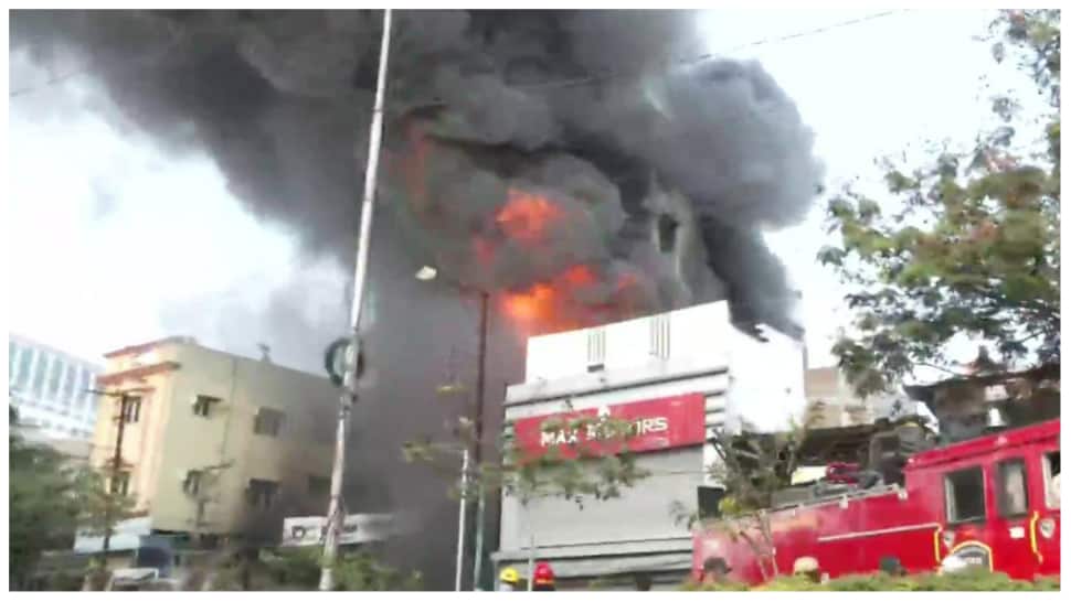 WATCH: Massive fire breaks out at building in Hyderabad, fire tenders deployed
