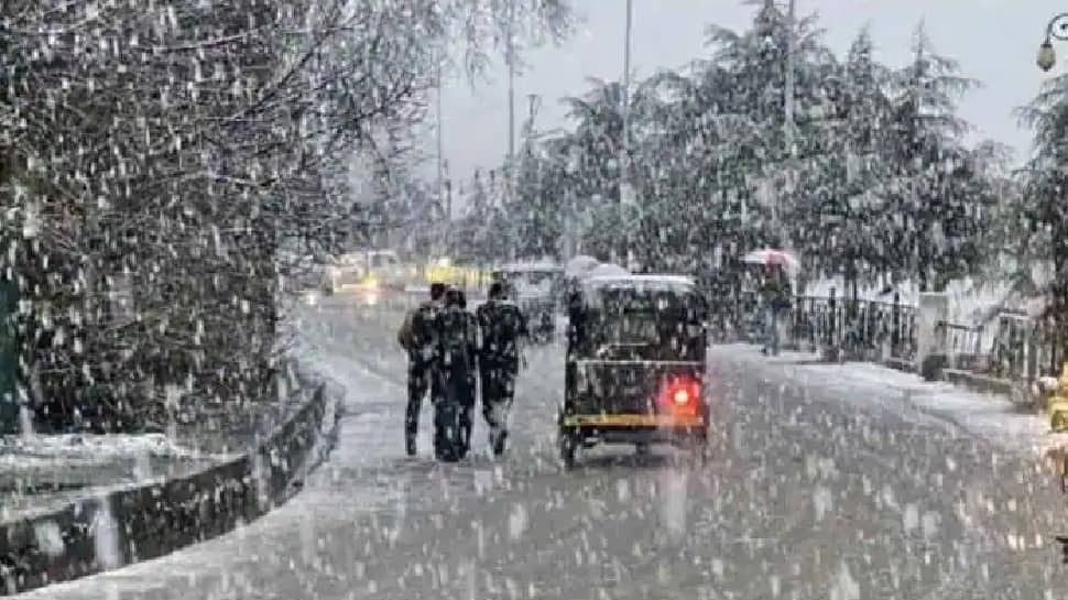 Himachal Pradesh receives fresh snowfall, tourism increases in hills amid extreme cold weather