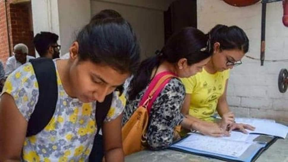 DU Admission: AAP govt wants lower cut-off for SC/ST students; VC says not possible to...