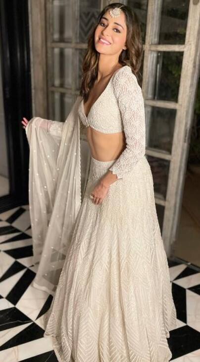 Ananya Panday shines in sexy and elegant lehenga