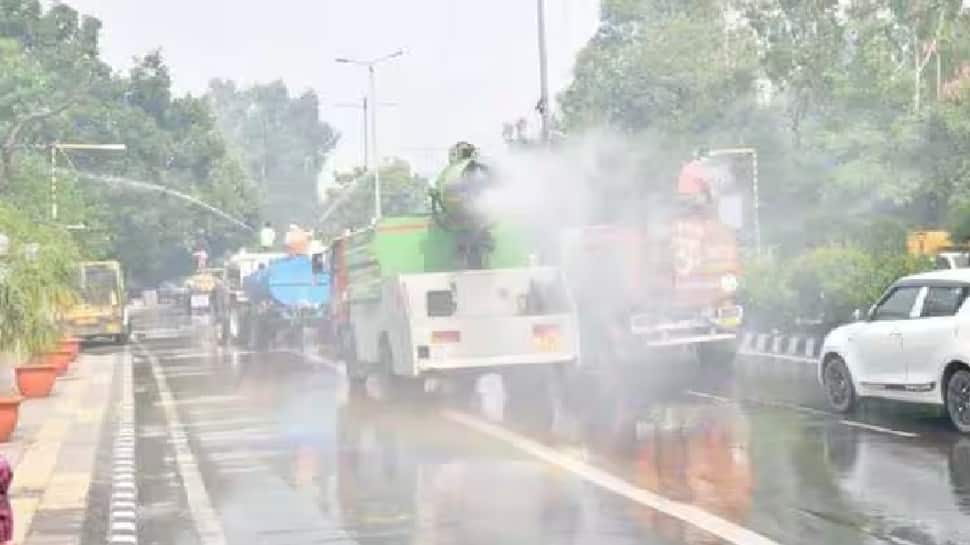 Delhi MCD gets 13 anti-fog sprinklers to fight smog, pollution