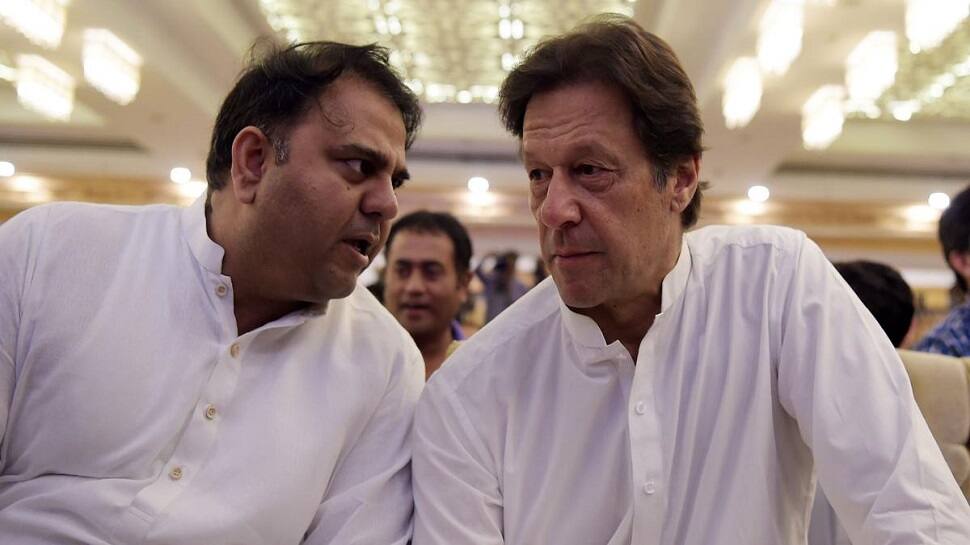Fawad Chaudhry allègue que le gouvernement pakistanais a comploté contre l’ancien Premier ministre Imran Khan, arrêté |  Nouvelles de l’Inde