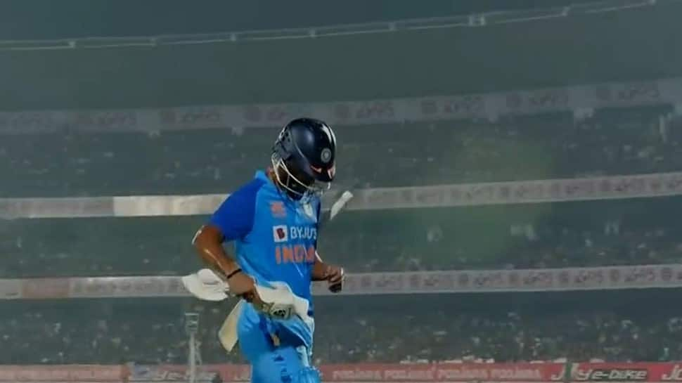 &#039;Batsman or Joker?,&#039; Fans SLAM Rahul Tripathi for Poor Show in IND vs NZ 1st T20I, Check here