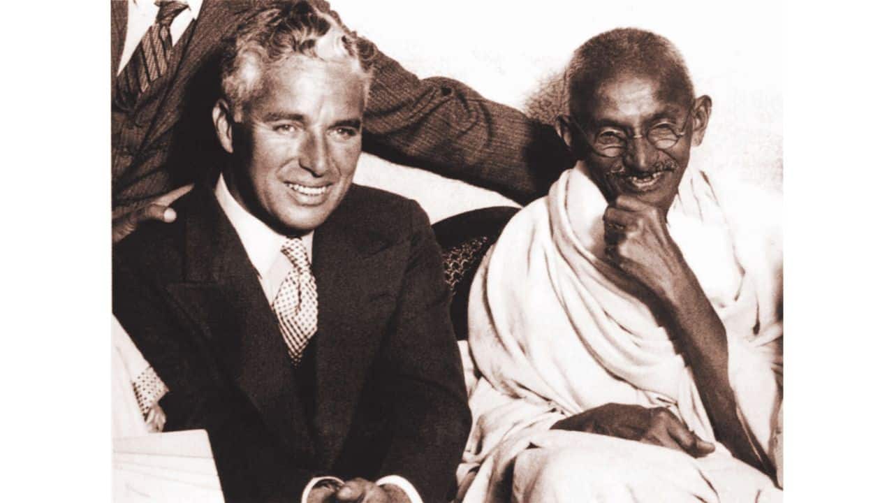 1931, London: Gandhiji with Charlie Chaplin