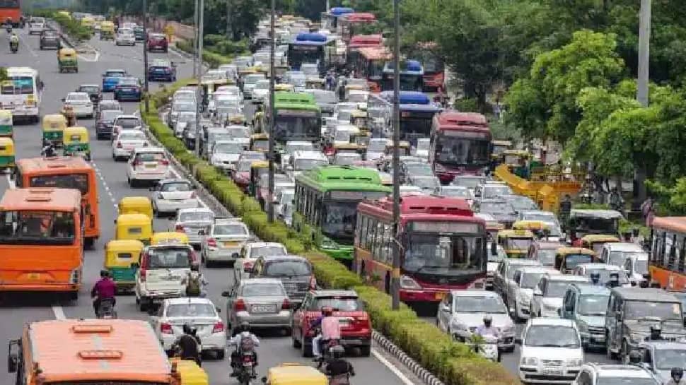 Traffic Snarls in Delhi due to PlastIndia Fair at Pragati Maidan