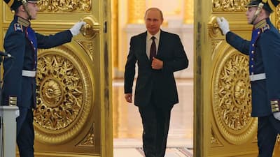 Why Putin walks with so much of swagger? 
