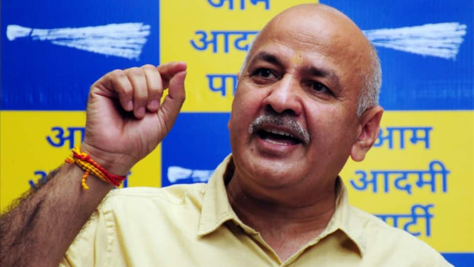 &#039;Lagta hai Apan bhi Modi ke baraabar...&#039;: Manish Sisodia on BJP&#039;s &#039;snooping&#039; Allegation