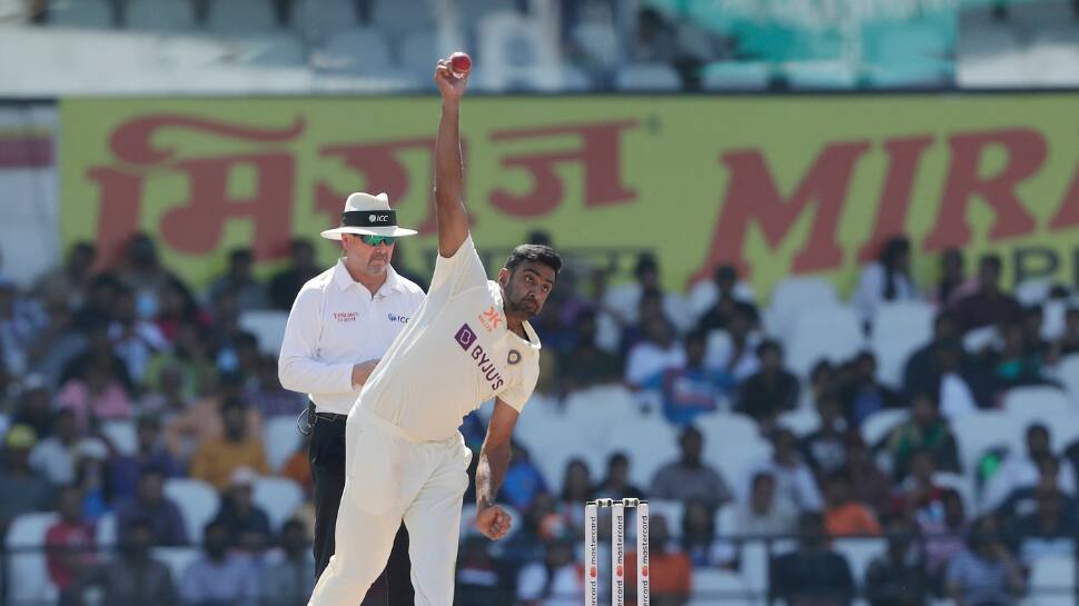 &#039;Ash Anna Supremacy&#039;: R Ashwin Grabs 31st Five-For to Help India Thrash Australia in 1st Test and Twitter Can&#039;t Keep Calm