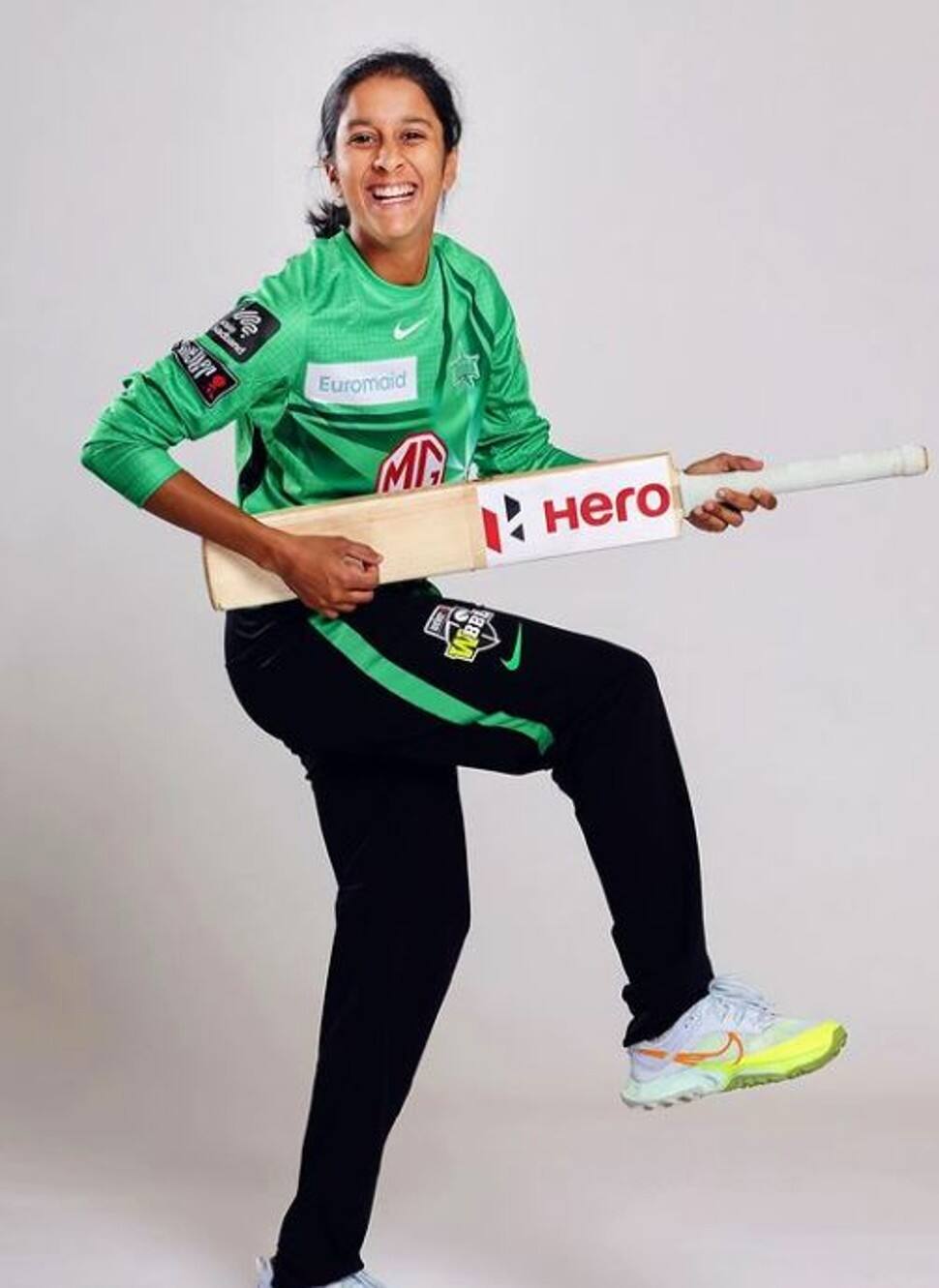 Young Jemimah Rodrigues is a batter in form, scoring her 10th T20I fifty to guide Team India to a win over Pakistan Women in their T20 World Cup 2023 opener. Rodrigues is a useful middle-order batter with plenty of experience now. (Source: Instagram)