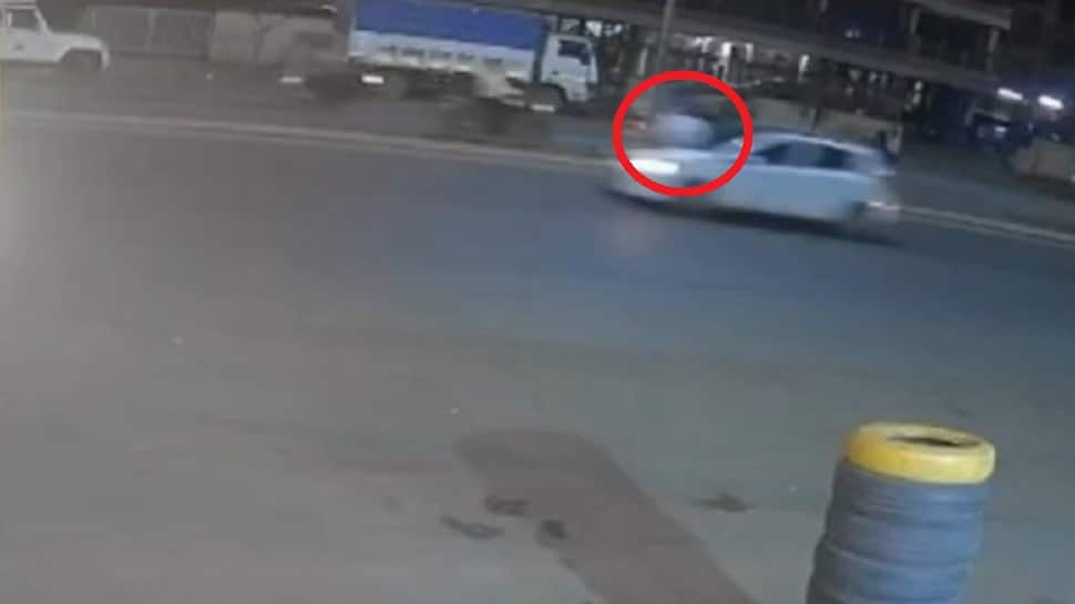 Cop Dragged on Car Bonnet for Over 1 Km in Maharashtra&#039;s Palghar - Watch