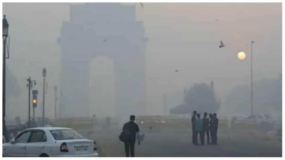 Delhi Government to Study Reduction in air Pollution due to Anti-Smog Guns, Water Sprinklers