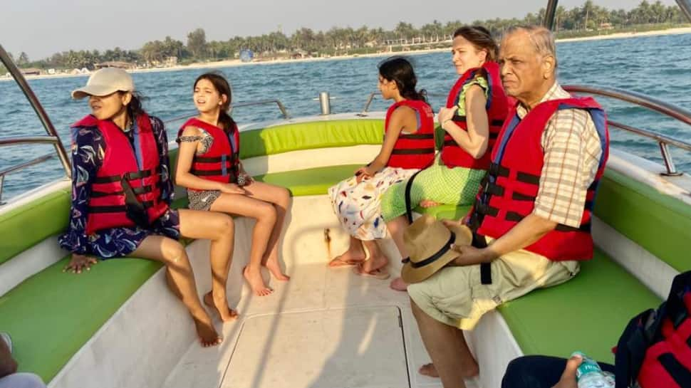 Rishi Sunak&#039;s Wife Akshata, her Parents Narayan Murthy, Sudha Spotted Holidaying in Goa; Pics go Viral