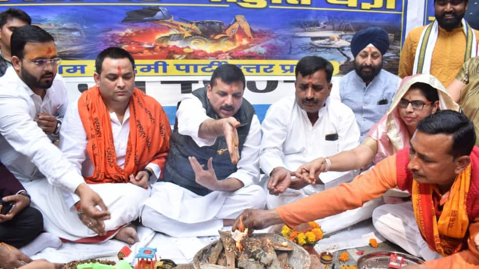 Kanpur Dehat Case: AAP Performs &#039;Bulldozer Ahuti Yagya&#039;, Compares BJP Govt With &#039;Taliban&#039;