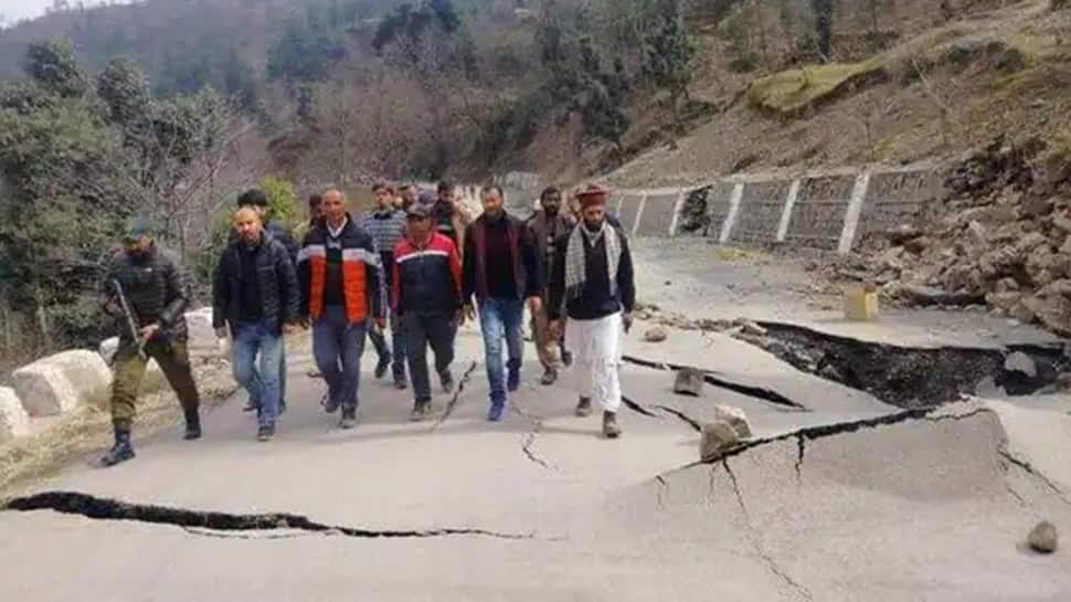 After Joshimath, Land Subsidence Damages 16 Houses, 33-kV Power Transmission Line in Jammu and Kashmir&#039;s Ramban; Families Shifted to Safety