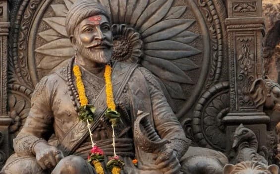 Shivaji Jayanti Controversy in Lucknow after JNU, Video Goes Viral ...