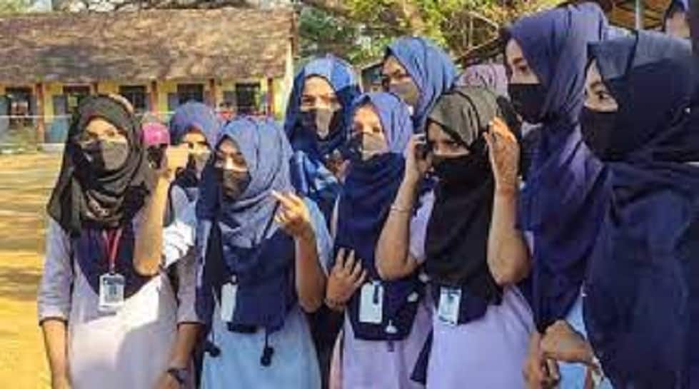 Karnataka Hijab Ban Row: Girls Move Supreme Court for Permission to Take Exam in Headscarf