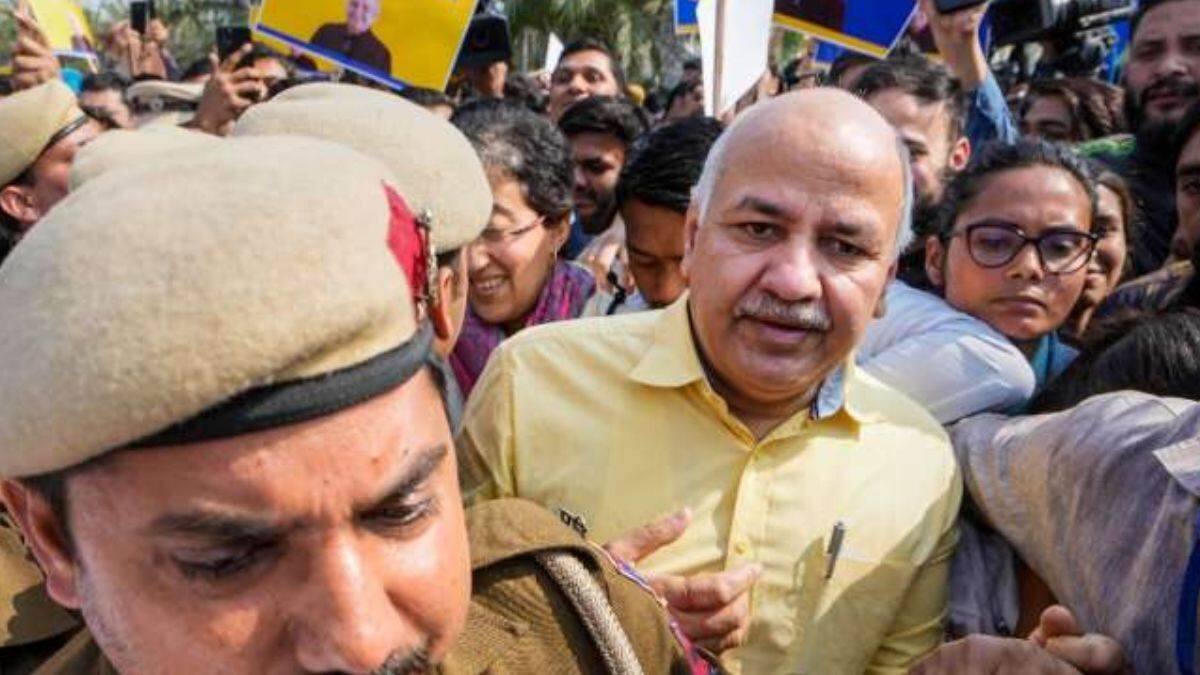 Delhi Liquor Policy Case: Deputy CM Manish Sisodia to appear in court today | Zee News