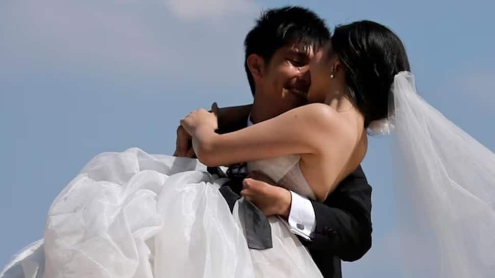 How &#039;Bride Prices&#039; Causing Concerns For China&#039;s Fast-Declining Population