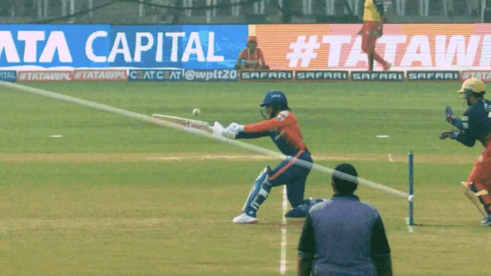 &#039;Ye Kaisi Technology Hai...,&#039; Twitter Reacts As Umpires Use Ball-Tracking To Judge No-Ball in RCB vs DC Game In WPL 2023