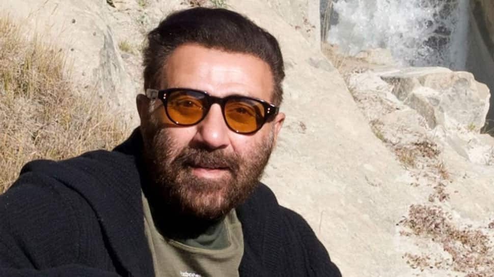 Farmer Fails To Recognise Sunny Deol, Actor Shares Funny Video Of Encounter
