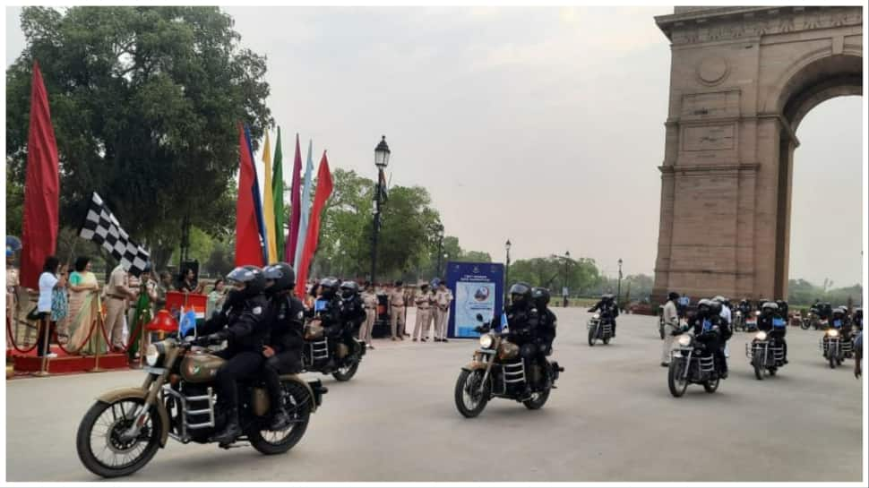 75 CRPF Women &#039;Daredevils&#039; Embark On 1,848 Km Ride From Delhi To Chhattisgarh