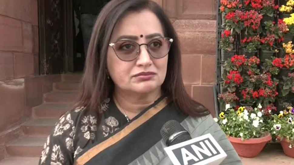 ‘Believe In PM Narendra Modi&#039;s Leadership’: Independent Mandya MP Sumalatha Ambareesh Extends &#039;Full Support&#039; To BJP Ahead Of Karnataka Polls