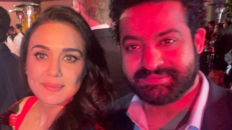 South Asian Excellence Celebration: Jr NTR And Preity Zinta&#039;s Selfie from Pre-Oscars 2023 Event Goes Viral