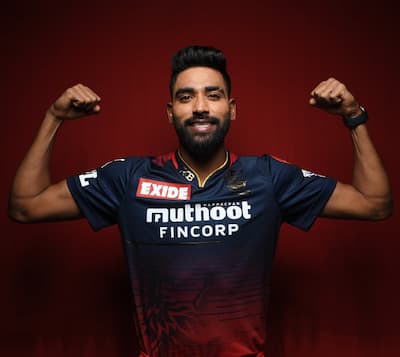 Mohammed Siraj is first Indian bowler with 2 maidens in an IPL match