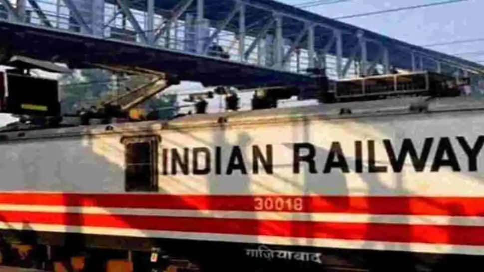 Railway Shocker! Off-Duty TTE Urinates On Woman In Train, Ashwini Vaishnaw Announces Sacking