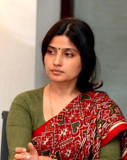 Dimple Yadav targets Yogi government on loudspeaker controversy | Zee News