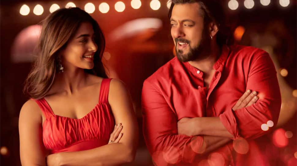 Kisi Ka Bhai Kisi Ki Jaan: Salman Khan-Pooja Hegde&#039;s Mushy Chemistry In Jee Rahe The Hum Song Is For the Romantics - Watch