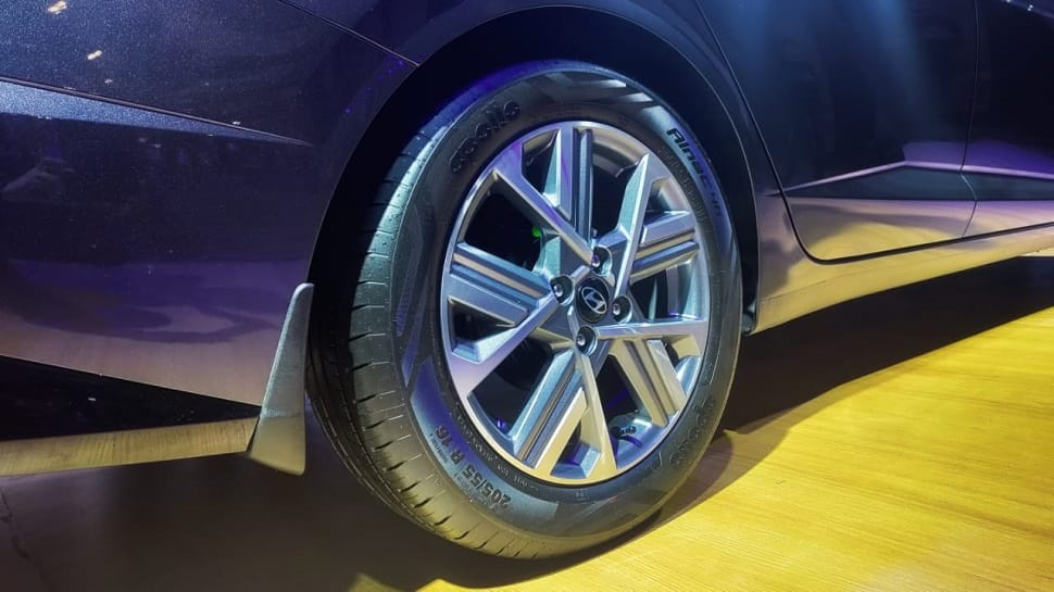 2023 Hyundai Verna Alloy Wheels