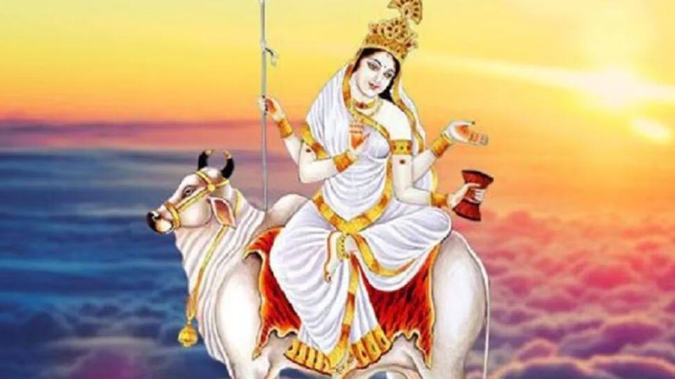 Chaitra Navratri 2023 Day 1 Worshipping Maa Shailputri All You Need To Know Culture News 7619