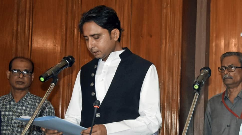 Congress Gets A Voice In West Bengal Assembly As Its Lone MLA Bayron Biswas Takes Oath