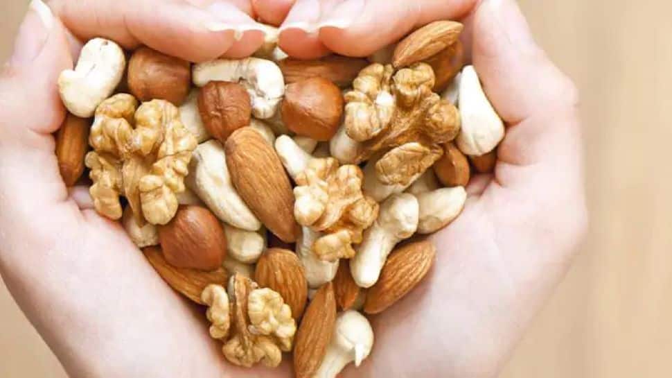 Heart Health: A Handful Of Nuts And Seeds Regularly Can Reduce Risk Of Heart Disease by 25%