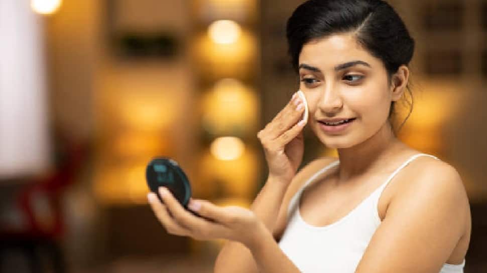 Flawless Makeup Look: 7 Tips To Make Your Makeup Last Longer