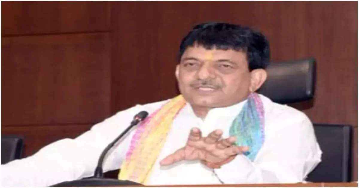 UP Minister makes huge remark on Atiq Ahmed | Zee News