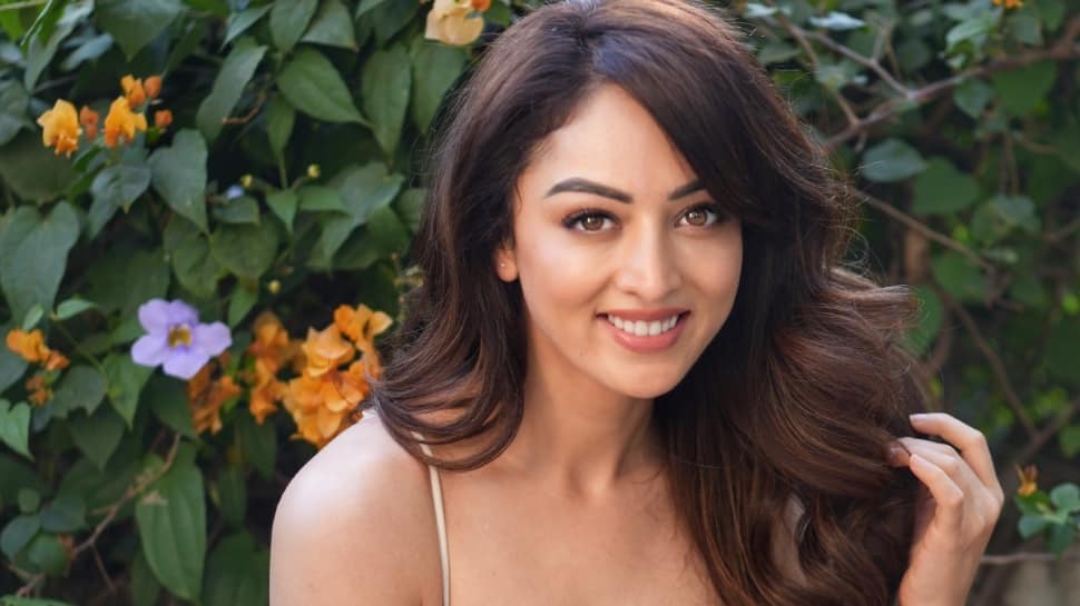 Sandeepa Dhar Begins Prep For Her Next, Shares Glimpse Of Shoot In Delhi