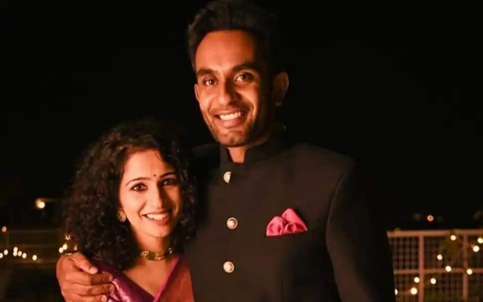 Disha Chawla is Team India and Gujarat Titans all-rounder Jayant Yadav's wife. Disha and Jayant are childhood friends and had got engaged back in 2019. (Source: Twitter)