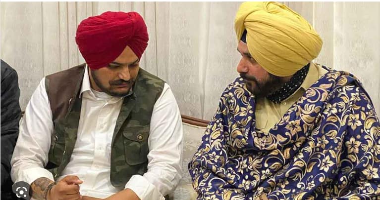 Today Navjot Singh Sidhu meet the family of Sidhu Moose Wala | Zee News